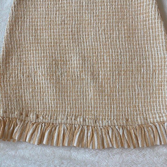 Revolve set! - Picture 2 of 7